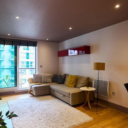 The Vauxhall Hideout - Comfy 2Bdr Flat With Balcony Londres Exterior foto