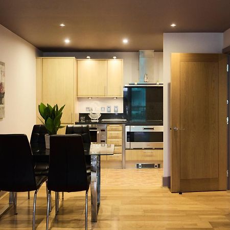 The Vauxhall Hideout - Comfy 2Bdr Flat With Balcony Londres Exterior foto