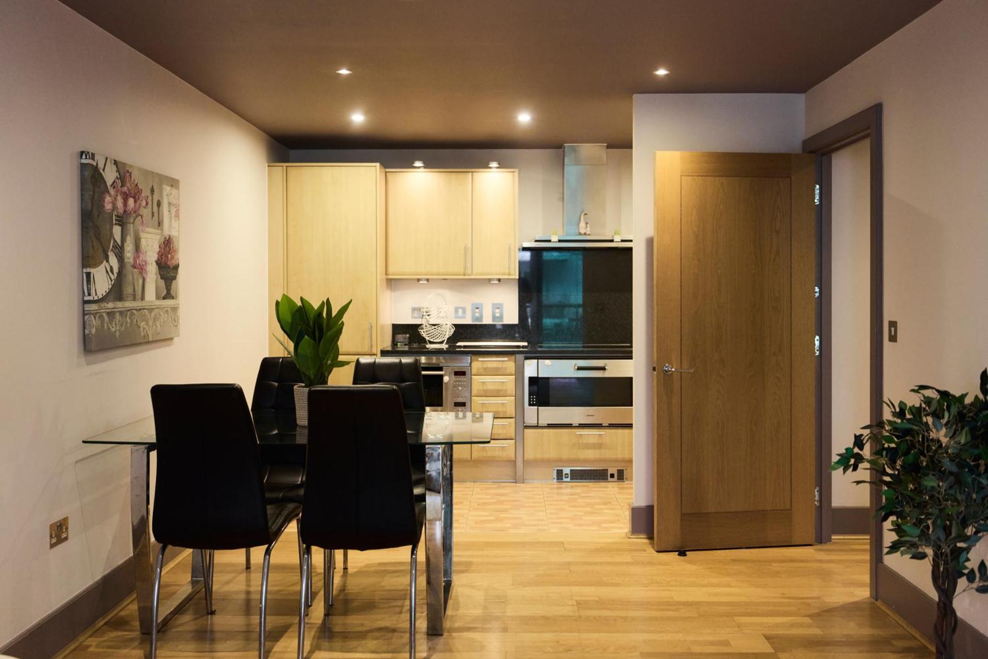 The Vauxhall Hideout - Comfy 2Bdr Flat With Balcony Londres Exterior foto