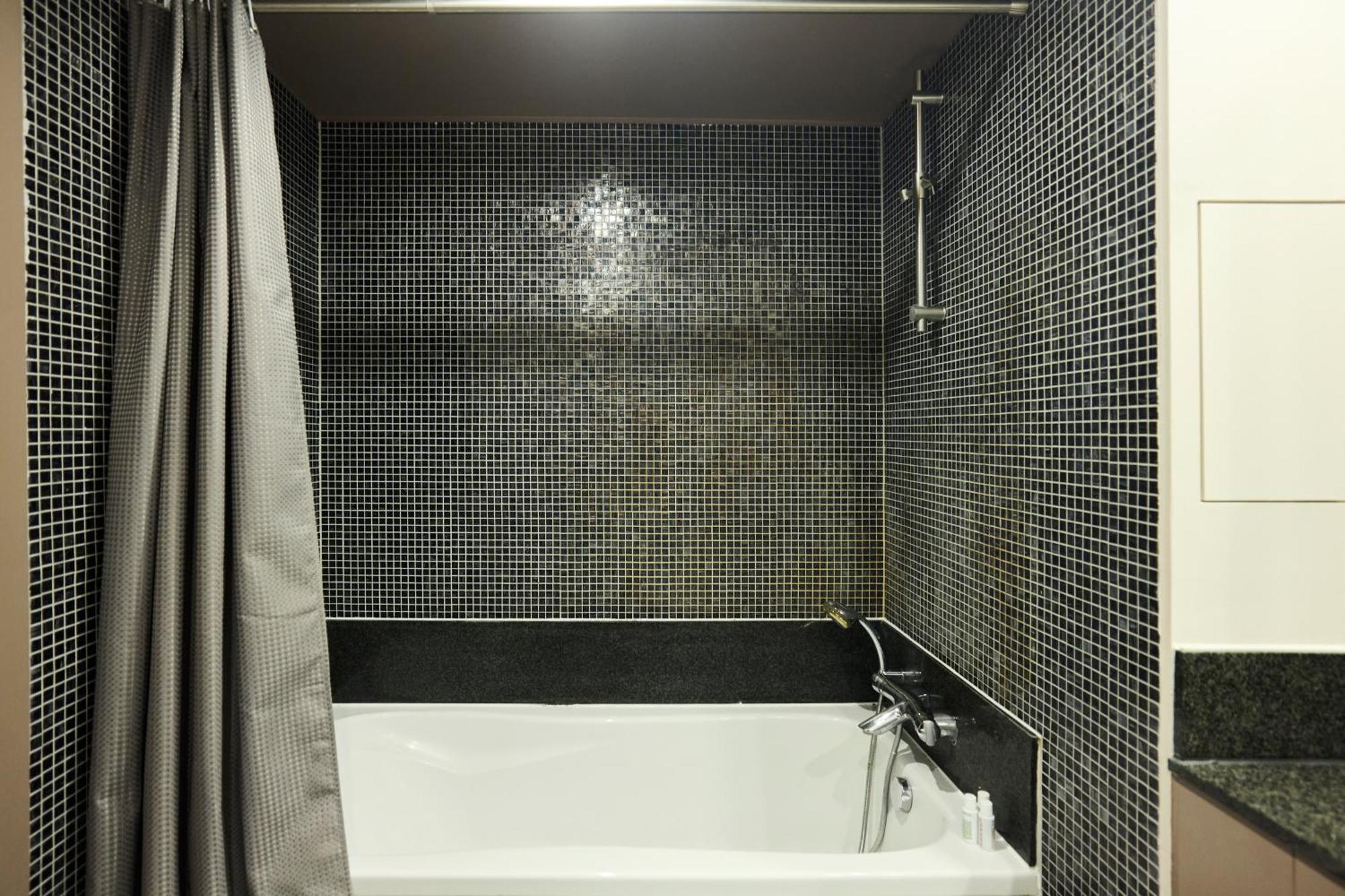 The Vauxhall Hideout - Comfy 2Bdr Flat With Balcony Londres Exterior foto